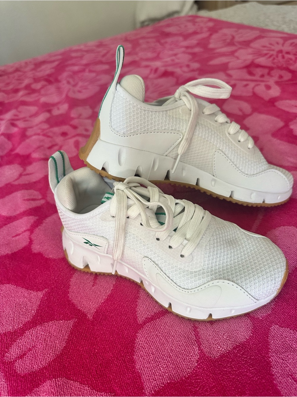 Reebok White Sneakers with Green Trim and Gum Sole